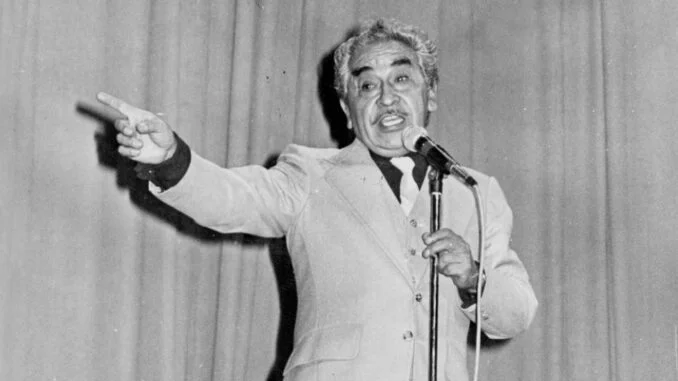 Chava Flores